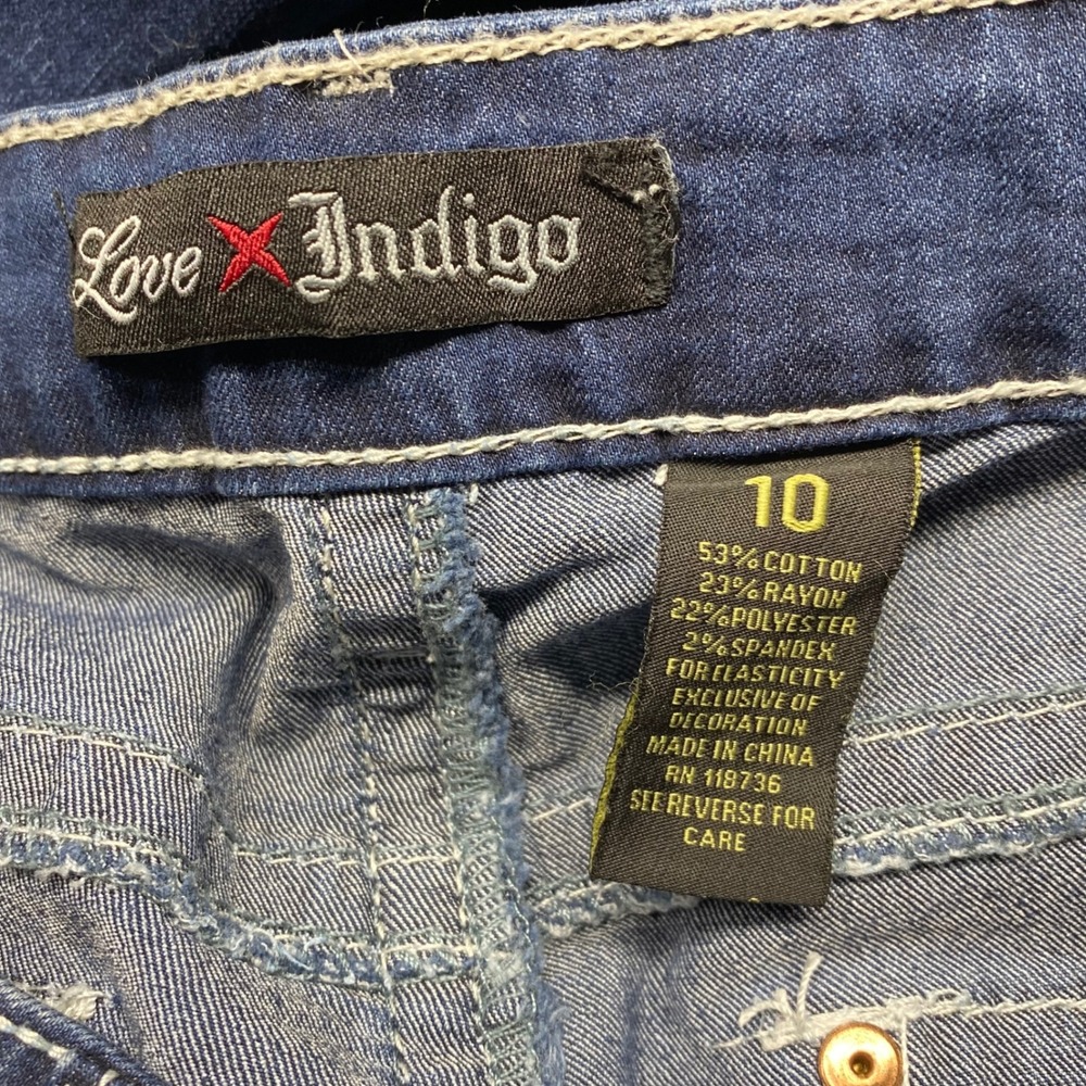 Love x Indigo Women's‎ Blue Embellished Pocket Denim Capris Size 10 - Picture 3 of 15